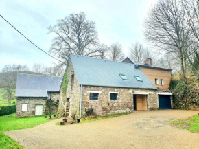 Maison familiale à Clécy idéale pour groupes 12pers, max 16pers